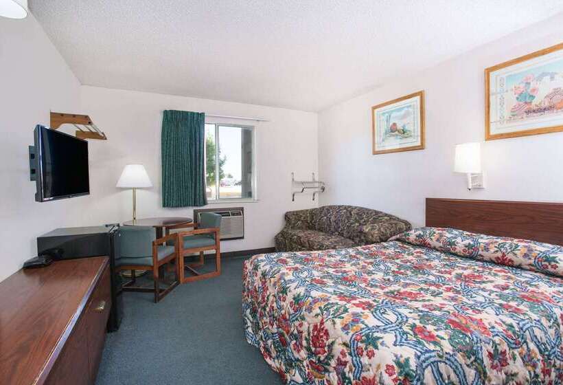 汽车旅馆  Super 8 By Wyndham Limon