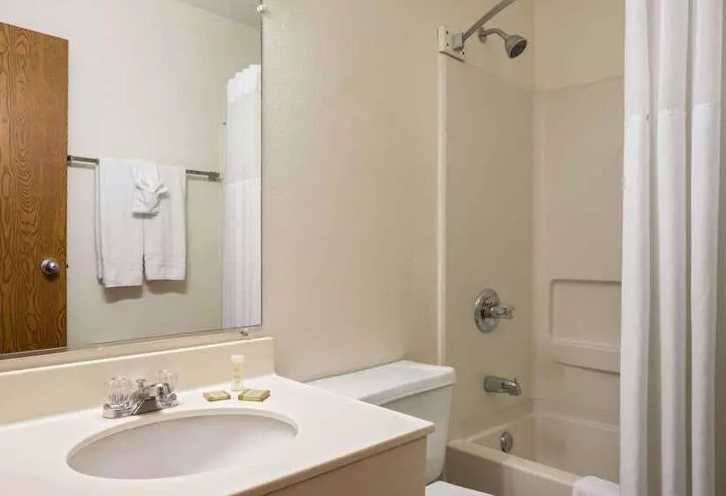 Motel Super 8 By Wyndham Prestonsburg