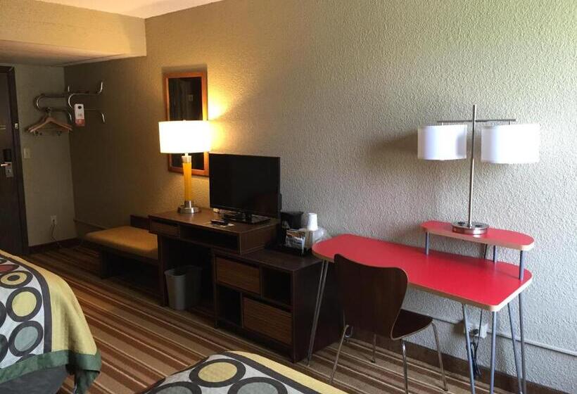 فندق على الطريق Super 8 By Wyndham Redfield