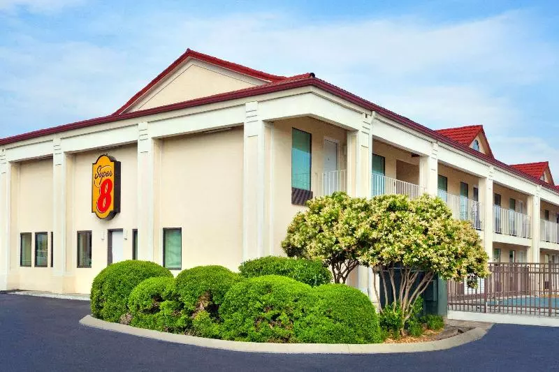 فندق على الطريق Super 8 By Wyndham Ringgold Chattanooga Area