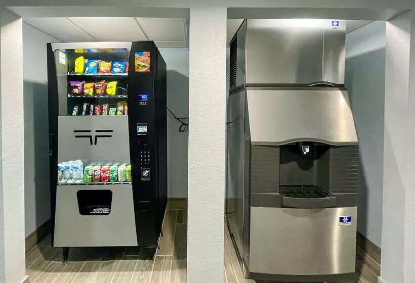 Мотель Rodeway Inn Near I 35 Lamoni