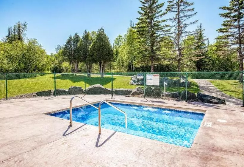 Superior Shores Resort