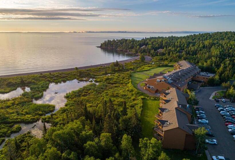 Superior Shores Resort
