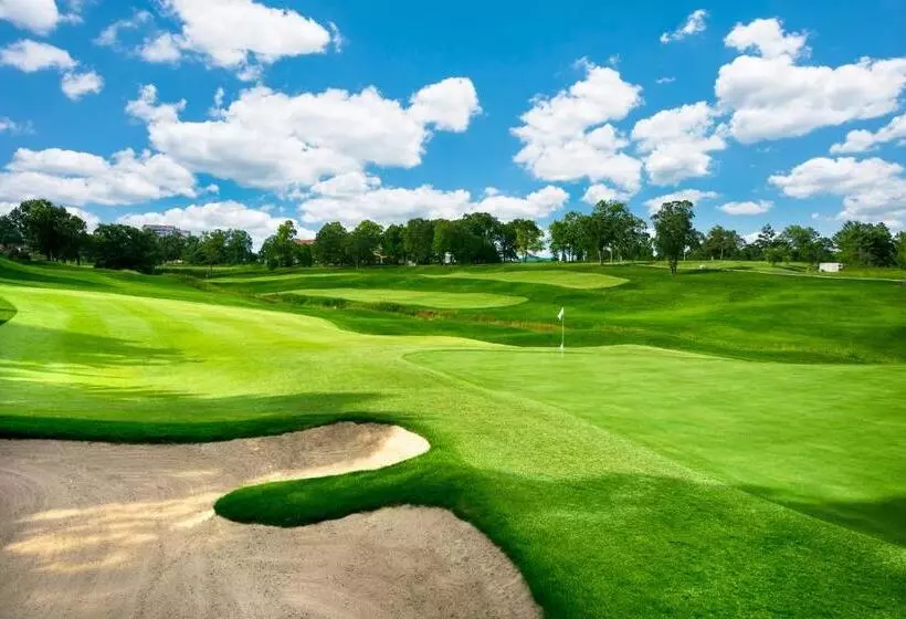 Thousand Hills Golf Resort