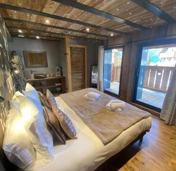 تختخواب و صبحانه Les Mazots Des Fées