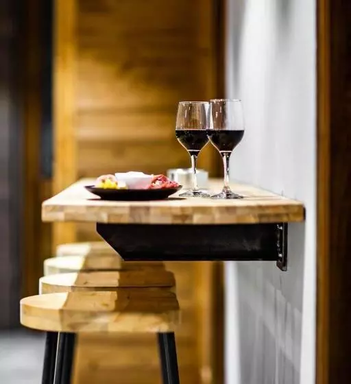 تختخواب و صبحانه Les Mazots Des Fées