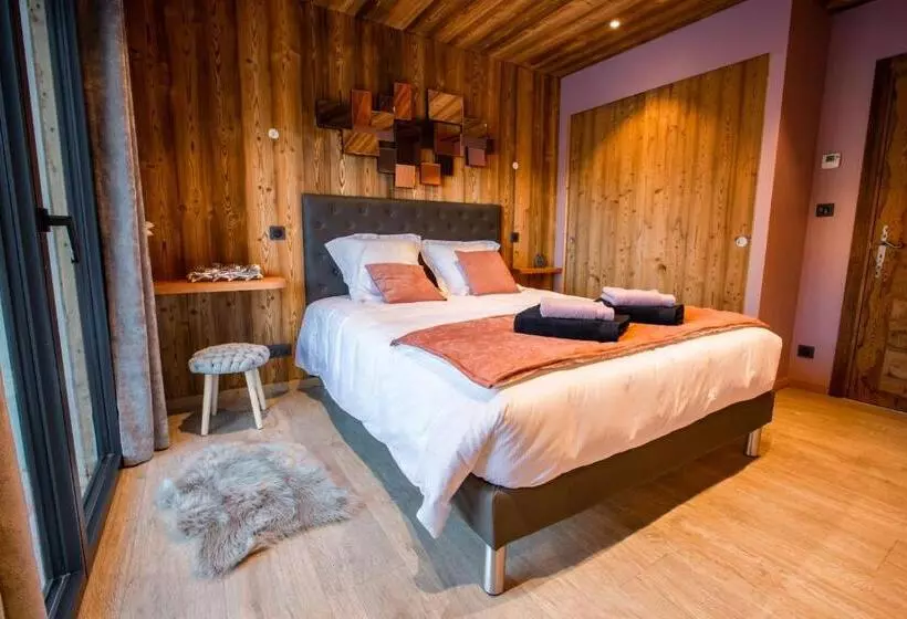 تختخواب و صبحانه Les Mazots Des Fées