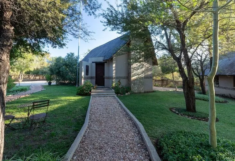 Hotelli Leopard's Lair Bush Lodge