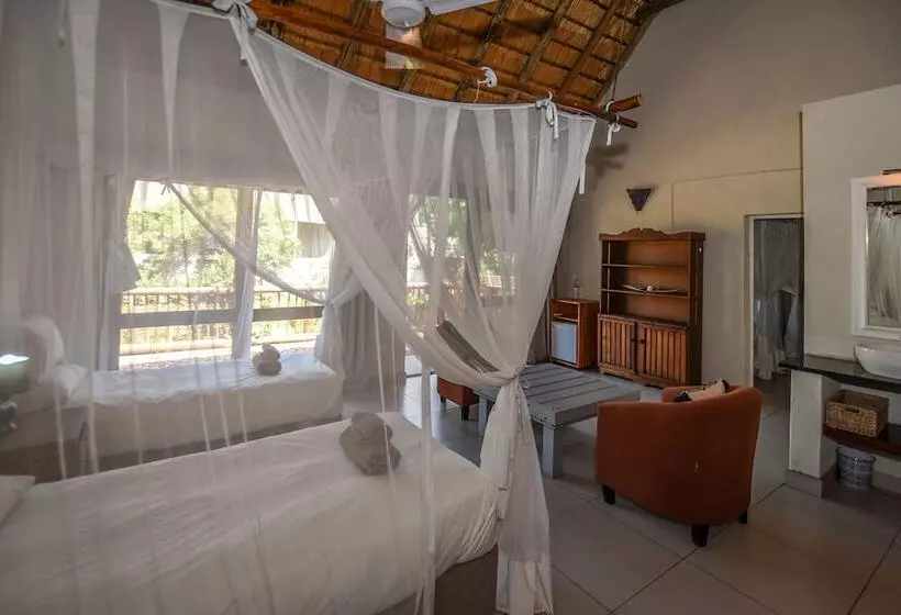 Hotelli Leopard's Lair Bush Lodge