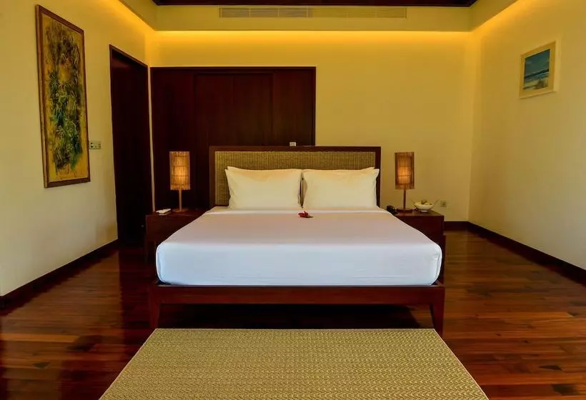 Hotelli Niraamaya Private Residences Benaulim