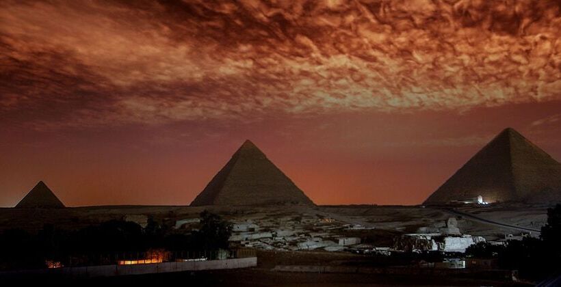هتل Tut Pyramids View