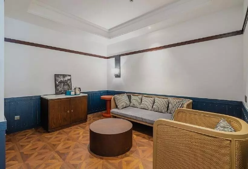 Manxin Hotel Qingdao Zhanqiao