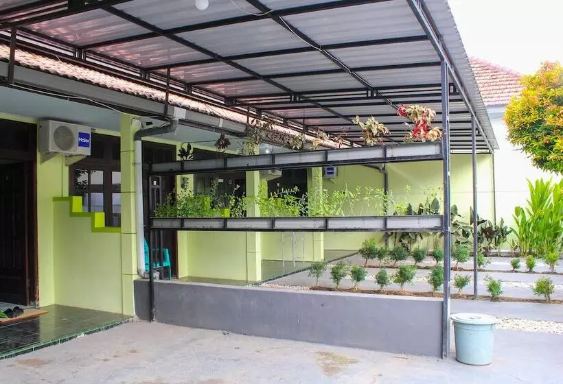 مُتل A&a Inn By Oyo Rooms