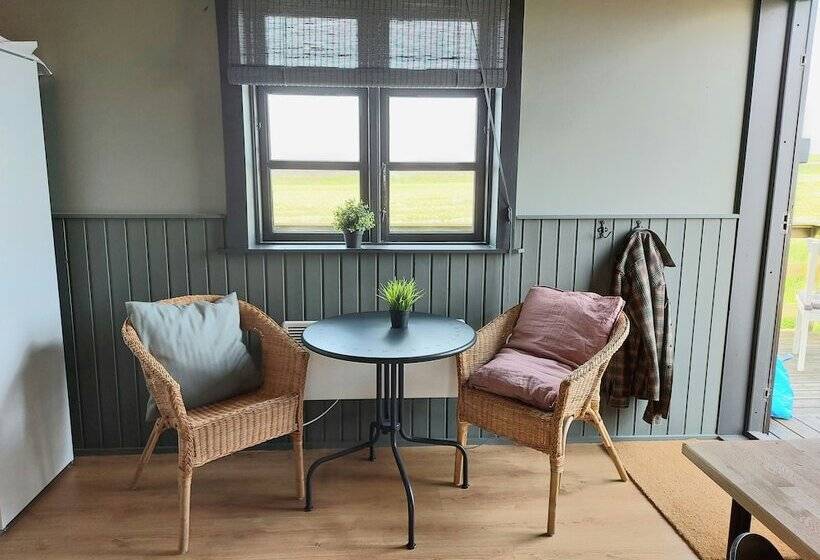 پانسیون Riverfront Lodge