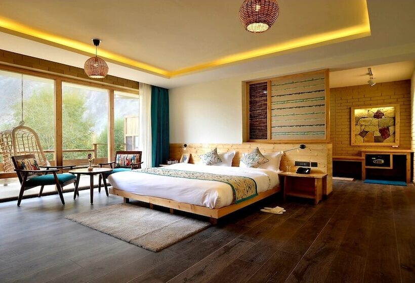 Stone Hedge Hotel Hunder