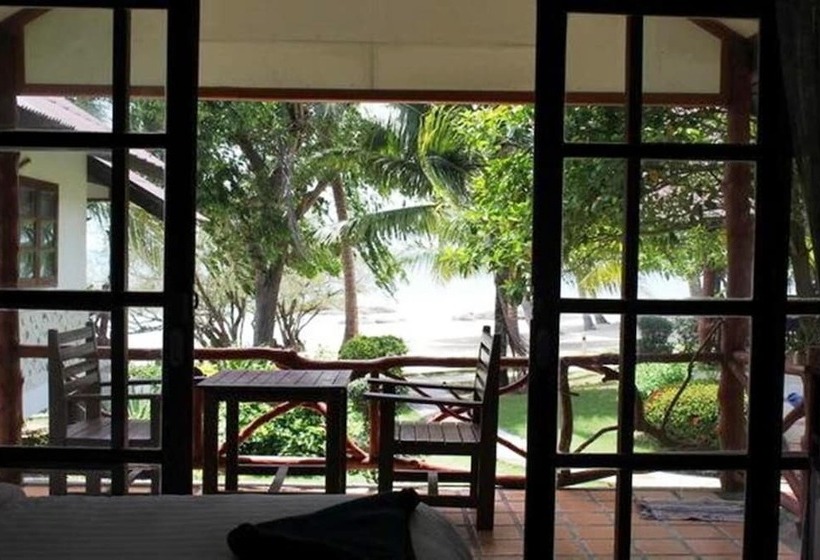 Hotelli Sea Scene Resort