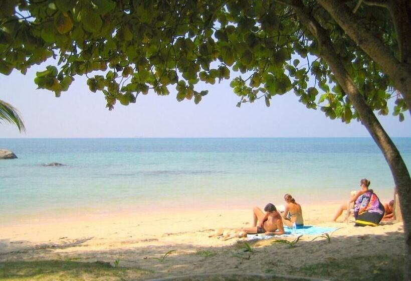 Hotelli Sea Scene Resort