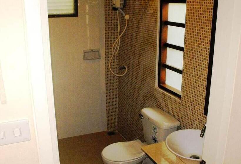 Hotelli Sea Scene Resort