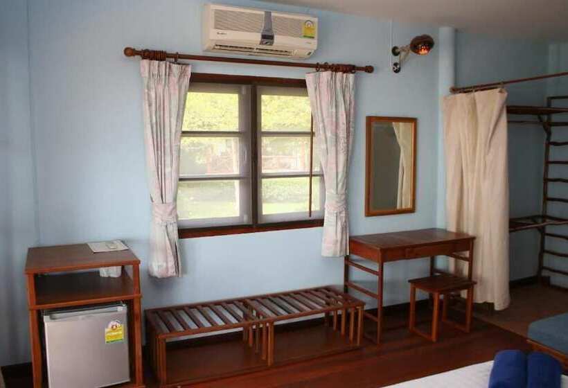 Hotelli Sea Scene Resort