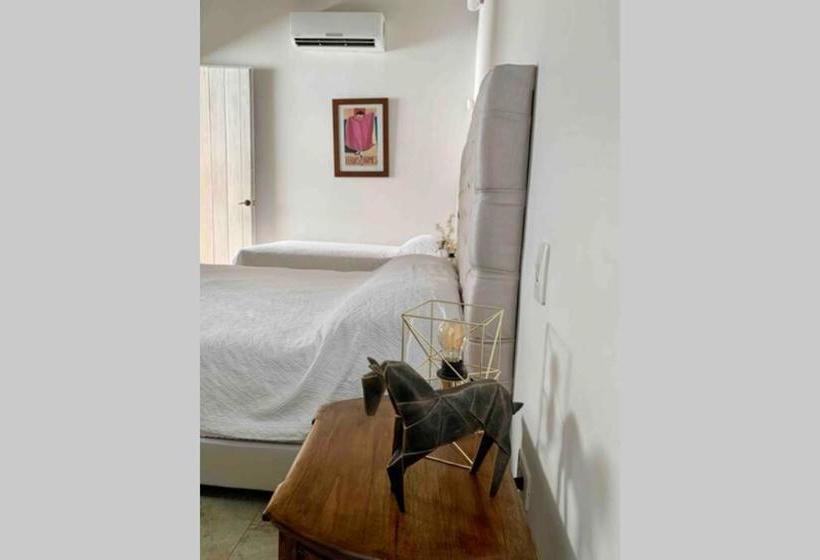 هتل Casa Del Poeta - Getsemaní