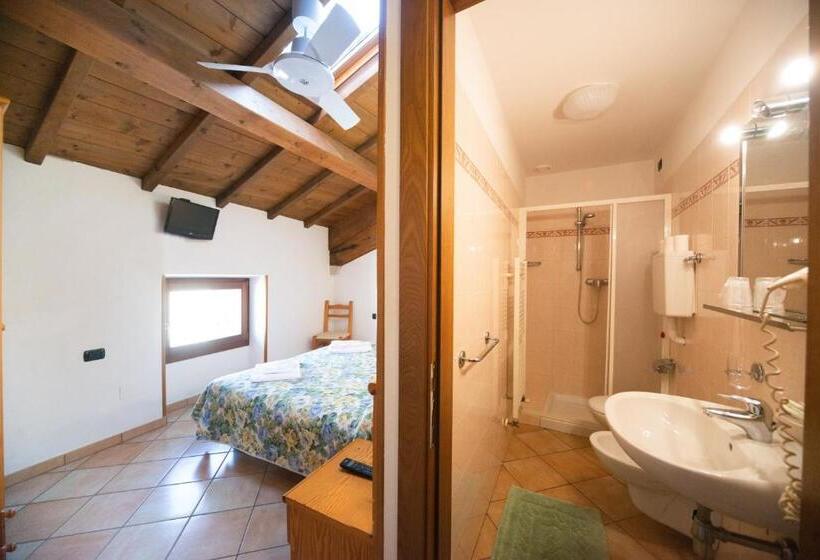 בית מלון כפרי Albergo Al Platano