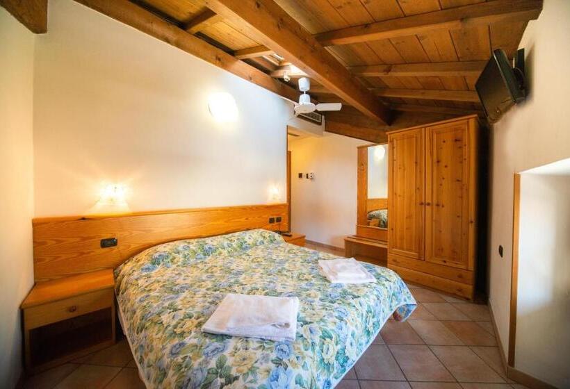 בית מלון כפרי Albergo Al Platano