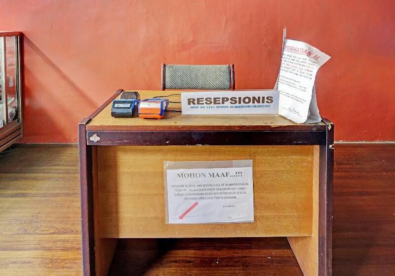 Szálló Spot On 1711 Serayu Sumbersari Residence