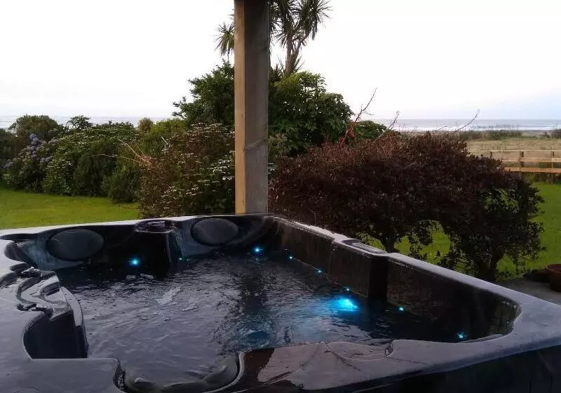 Aamiaismajoitus (B&B) Awatuna Sunset Lodge