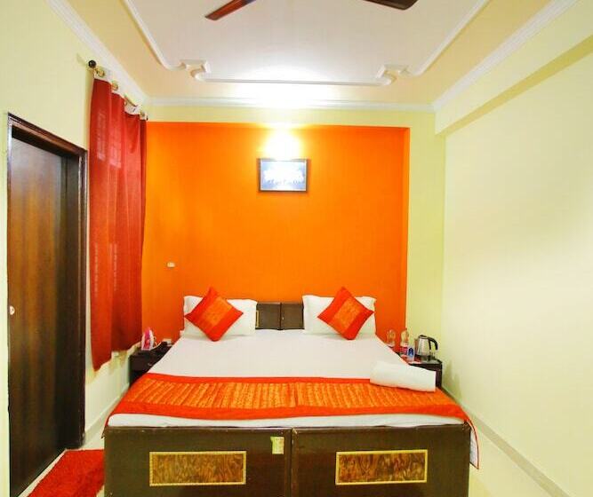 בית מלון כפרי Adb Rooms Arrival Inn