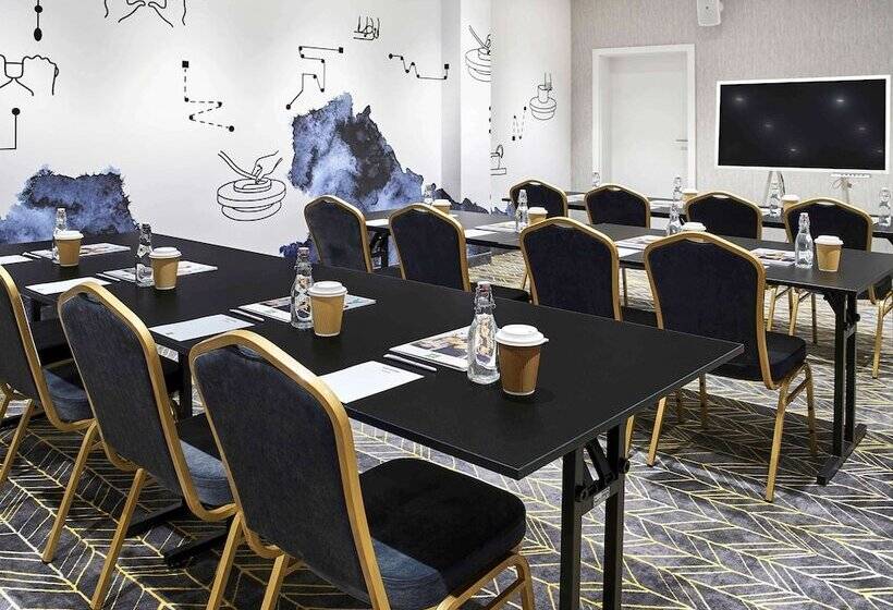 בית מלון כפרי Ibis Styles Bolesławiec