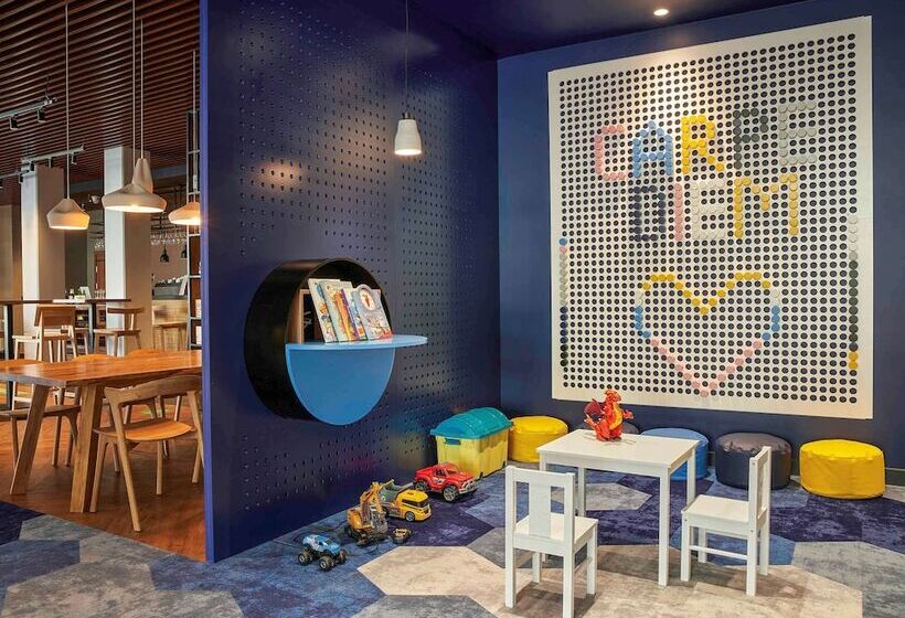 בית מלון כפרי Ibis Styles Bolesławiec