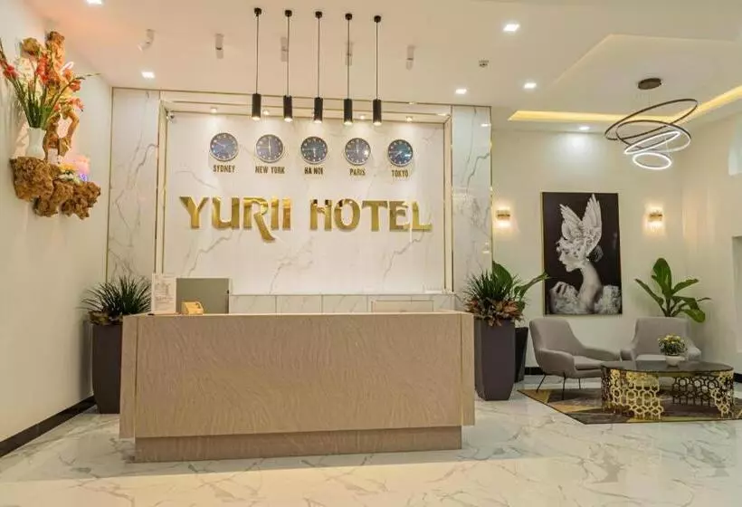 هتل Yurii