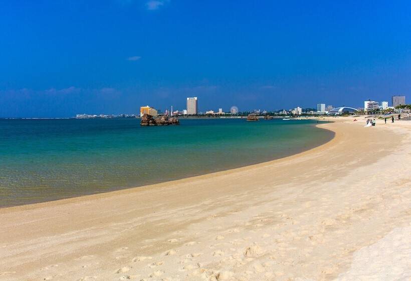 Aquaresort In Chatan