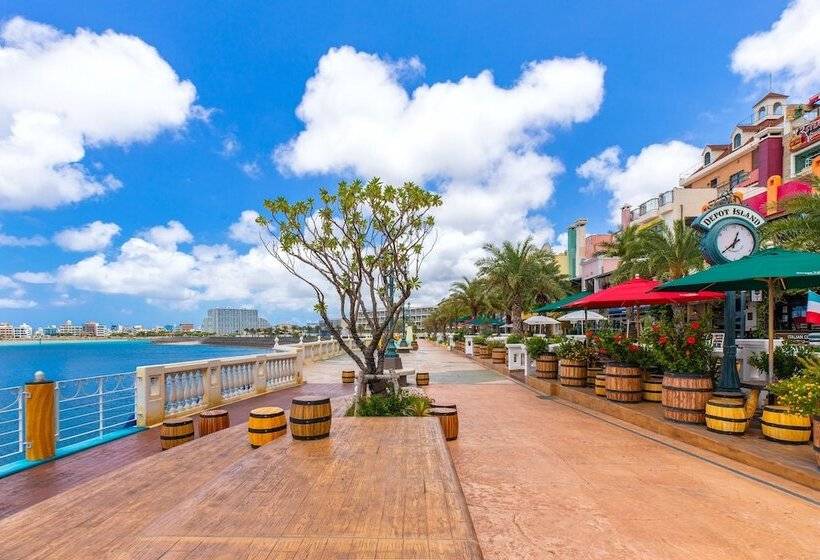 Aquaresort In Chatan