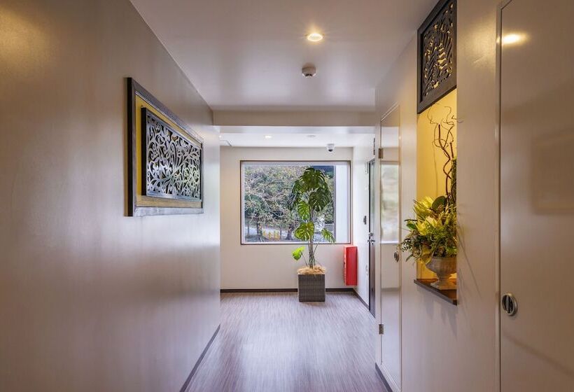 Aquaresort In Chatan