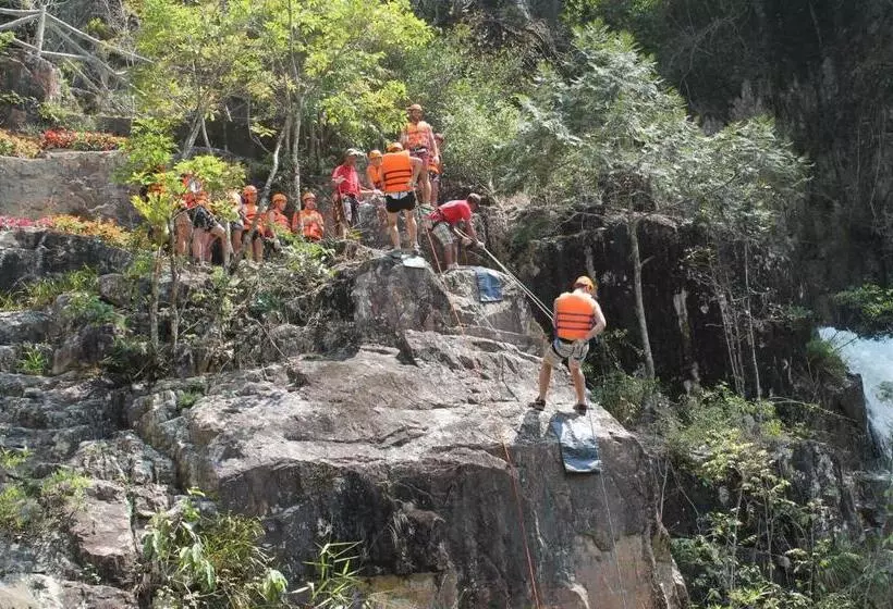 هتل Dalat Happy Hostel