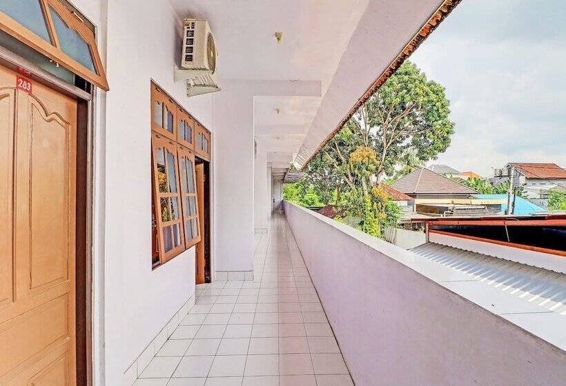 Отель Gusti Residence By Oyo Rooms