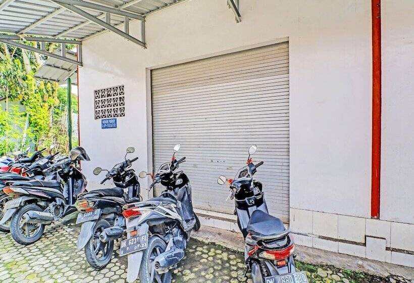 Отель Gusti Residence By Oyo Rooms