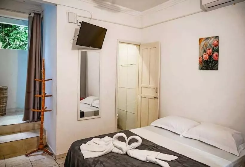 Hotelli Pousada Vila Baiana