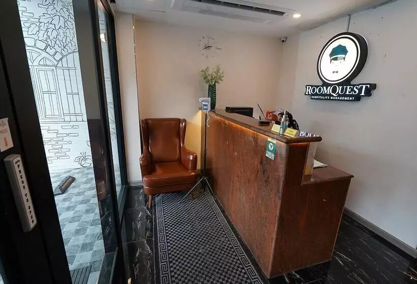 هتل Roomquest Sukhumvit36 Bts Thonglor