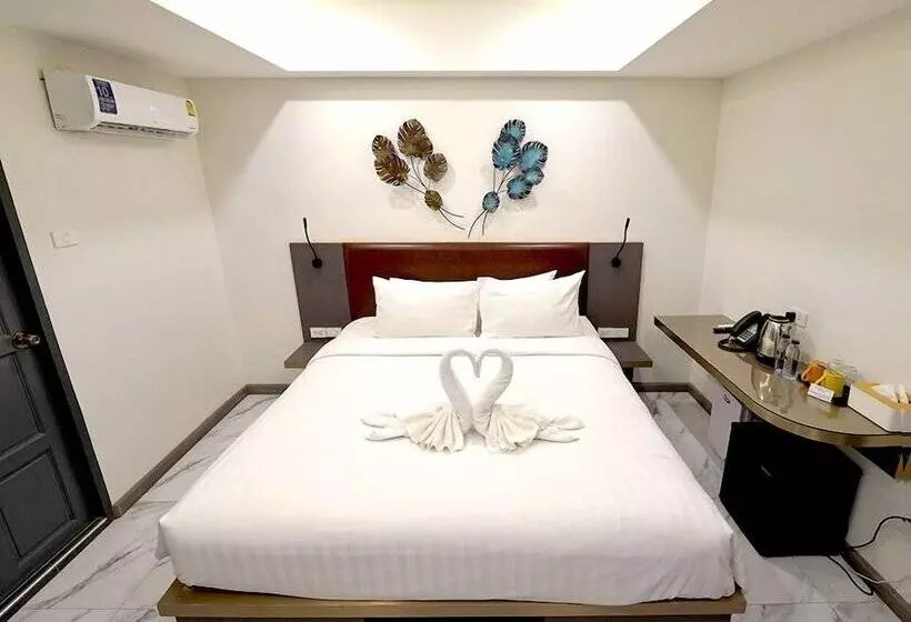 هتل Roomquest Sukhumvit36 Bts Thonglor
