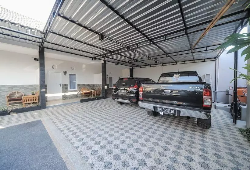 ペンション Gaing Mas Homestay By Gaing Mas Group