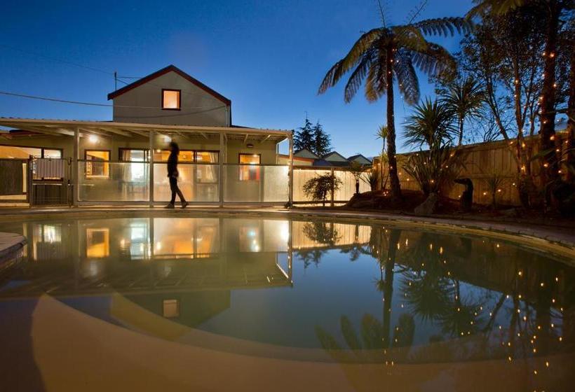 The Backyard Inn Accommodation