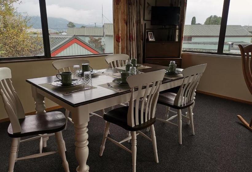 The Backyard Inn Accommodation