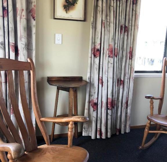 The Backyard Inn Accommodation