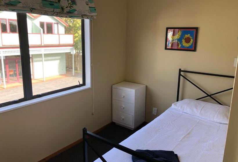 The Backyard Inn Accommodation