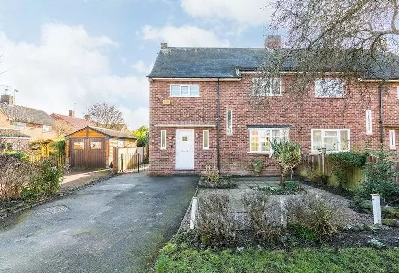 Hotelli Woodview House