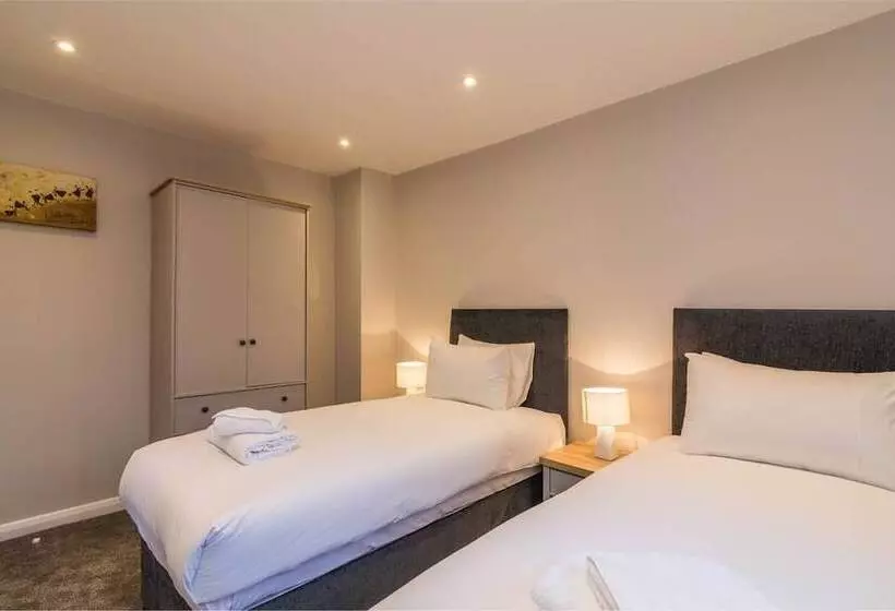 Hotelli Woodview House