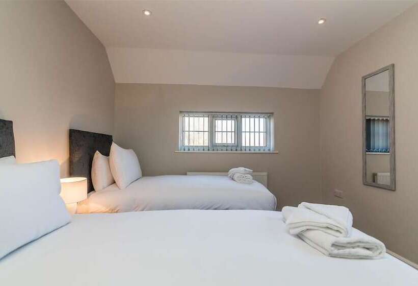 فندق Woodview House