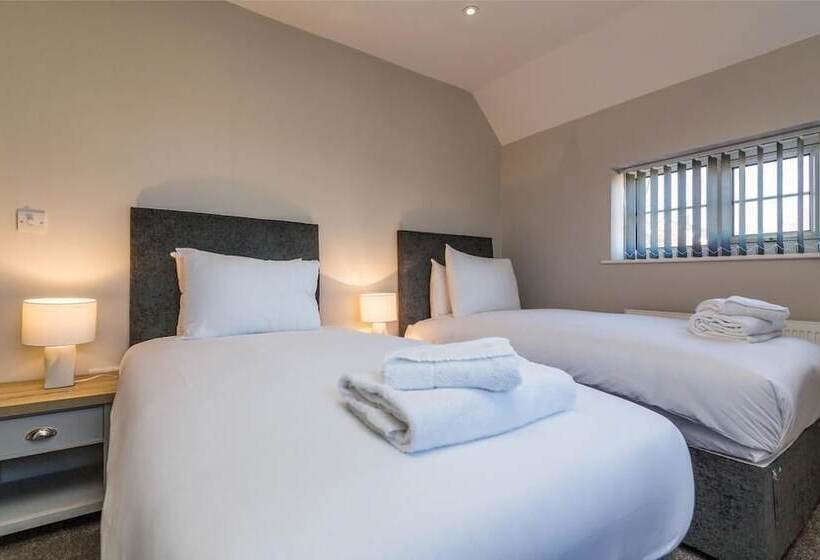 فندق Woodview House